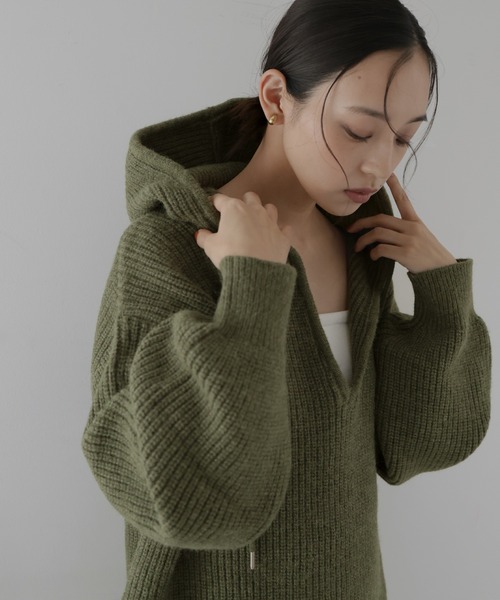 hellam（ヘラム） パーカー フード付きニットプルオーバー レディース