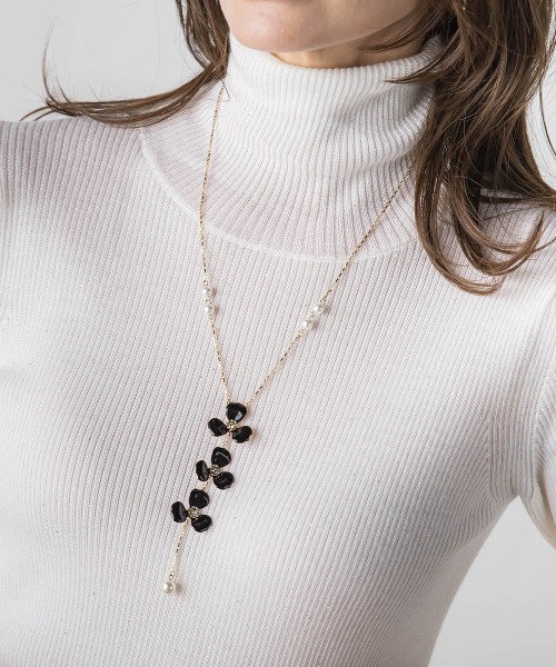 Viaggio Blu（ビアッジョブルー） ネックレス エポフラワーナロー