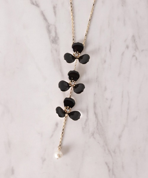 Viaggio Blu（ビアッジョブルー） ネックレス エポフラワーナロー