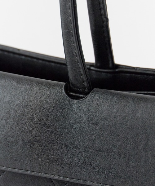 AO2 ショルダーバッグ バッグ Diamond Quilt Faux Leather Square