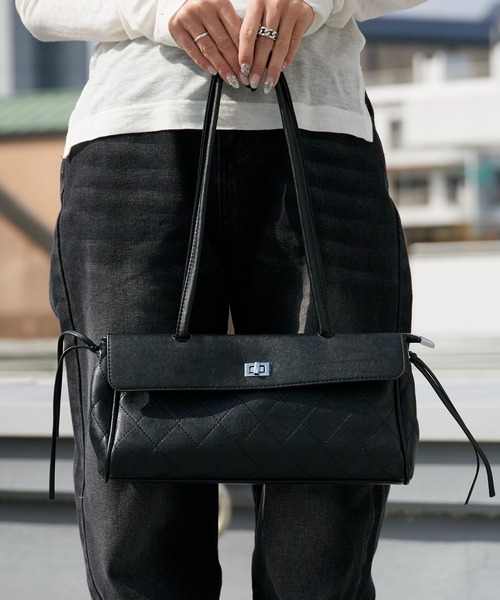 AO2 ショルダーバッグ バッグ Diamond Quilt Faux Leather Square
