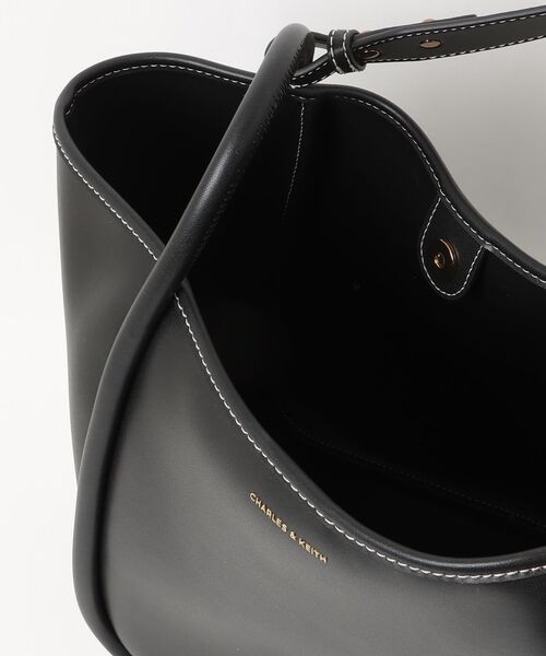 CHARLES & KEITH ブラック トートバッグ(XL) CHARLES ＆ KEITH（チャールズ&キース） 「CHARLES & KEITH」 トート