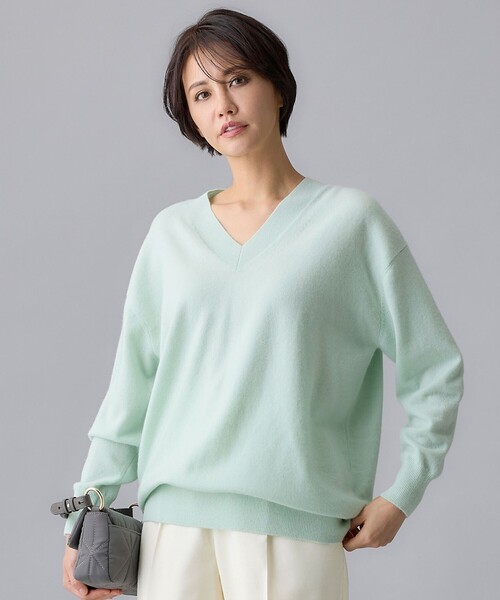 自由区 ピュアカシミヤミルド スタンドネックニット｜ファッション