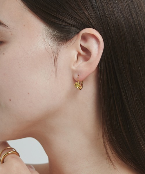ciite' ピアス 「 金属アレルギー対応 」 カラービジューピアス