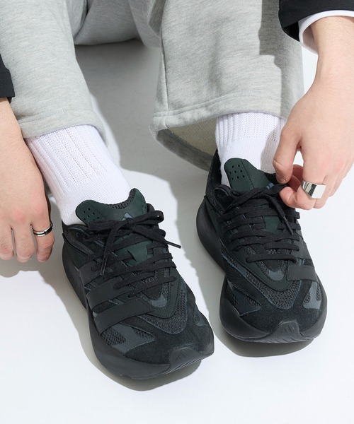 国内配送★adidas★ライトブレイズ 通気性◎ 22-30cm ブラック アディダス ライトブレイズ / Lightblaze - ブラック