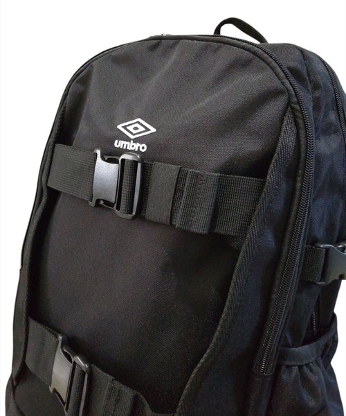 ［UMBRO］新作*ユニセックス 22L バックパック■送料込 umbro デイバック リュック 「umbro/アンブロ」 ドッキング