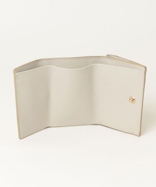 FURLA 財布 FURLA（フルラ） 財布 - ベージュ レディース : ZOZOTOWN Yahoo!店