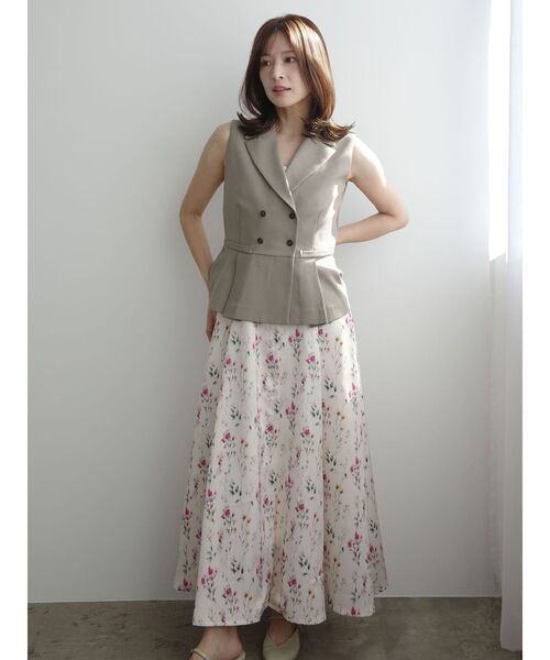 ♡新品未使用タグ付きRoseTiaraドット柄 フロントボタン 半袖ワンピース♡ LAGUNAMOON（ラグナムーン） ワンピース フロントボタンデザインフロ