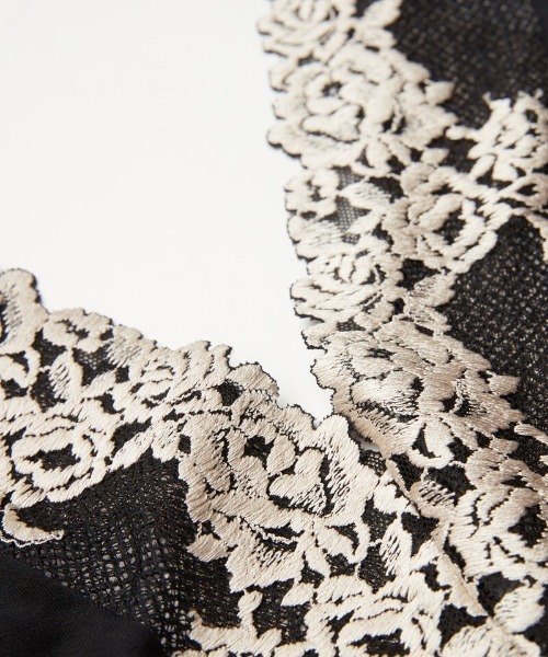 intimissimi ボディ PRETTY FLOWER 各色 セール】Pretty Flower Vネック ボディスーツ（インナーウェア