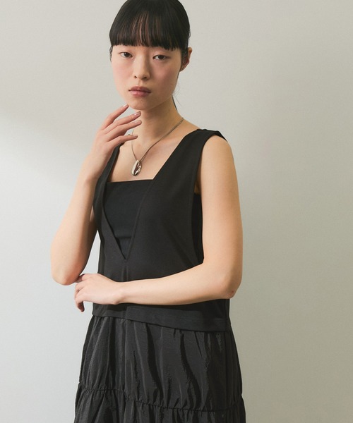 新品 アダムエロペ　リボン付きワンピース　ノースリーブ 新品 アダムエロペ リボン付きワンピース ノースリーブ 新品