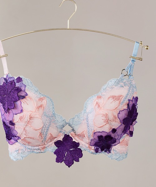 LINGERIEAM（ランジェリアム） ブラジャー ビビッドモーション
