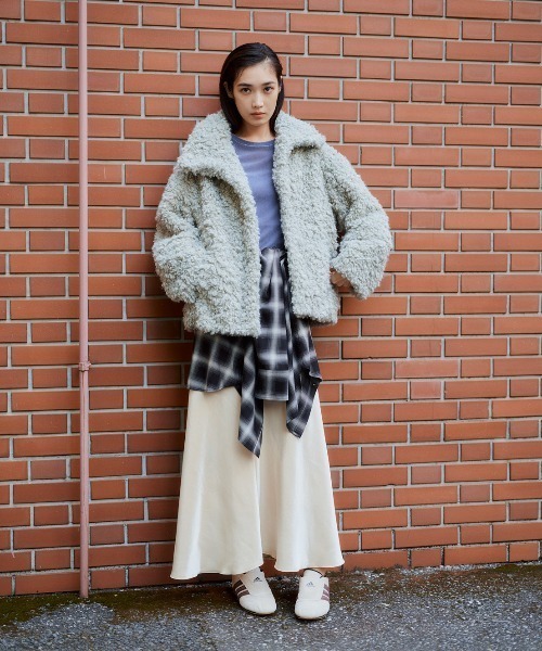 emmi スカート シャイニーサテンナロースカート : ZOZOTOWN Yahoo!店