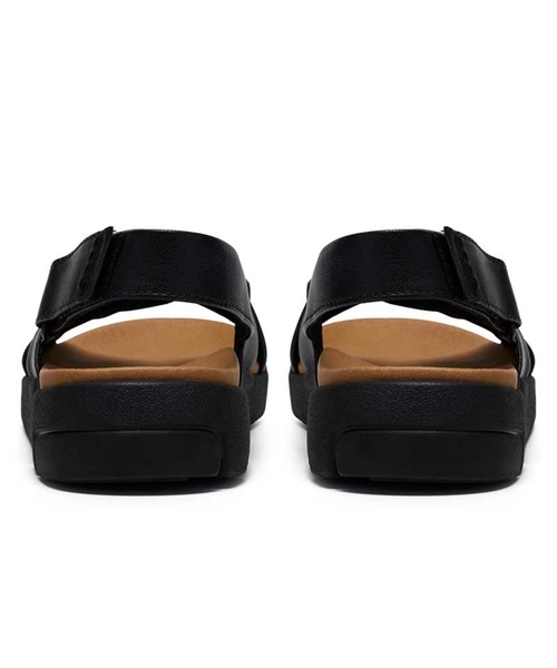 Clarks サンダル【新品未使用】 Clarks（クラークス） サンダル ウィメンズ Trigenic2 Raw. トライ