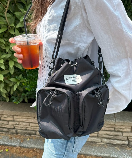 FREDRIK PACKERS（フレドリックパッカーズ） ショルダーバッグ バッグ