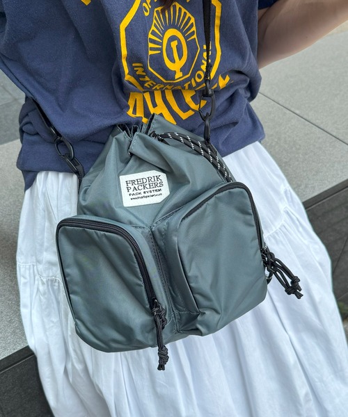 FREDRIK PACKERS（フレドリックパッカーズ） ショルダーバッグ バッグ