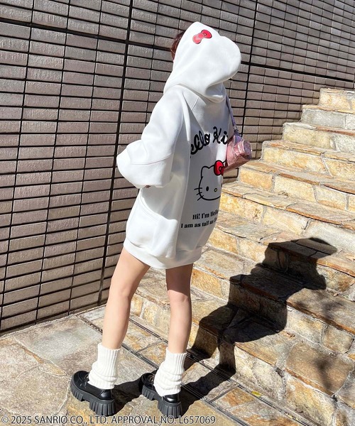 トレーナー スウェット 「Sanrio characters/サンリオキャラクターズ」ハローキティバックプリントドルマンパーカー レディース 4GEEKs by SPIRALGIRL トレーナー スウェット 「Sanrio