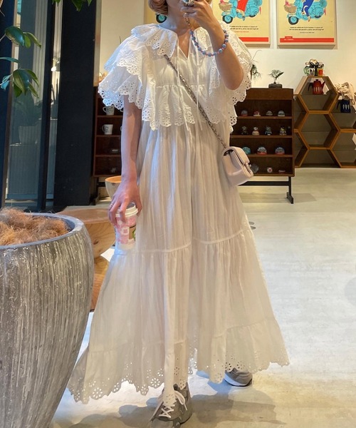 「LE'RURE」 半袖ワンピース MEDIUM オフホワイト Alley by w closet 「Alley closet」 半袖ワンピース FREE オフ