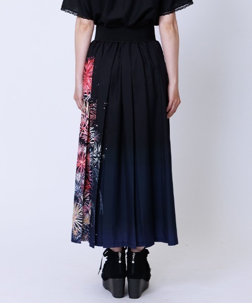 axes femme スカート 花火柄タックスカート : ZOZOTOWN Yahoo!店