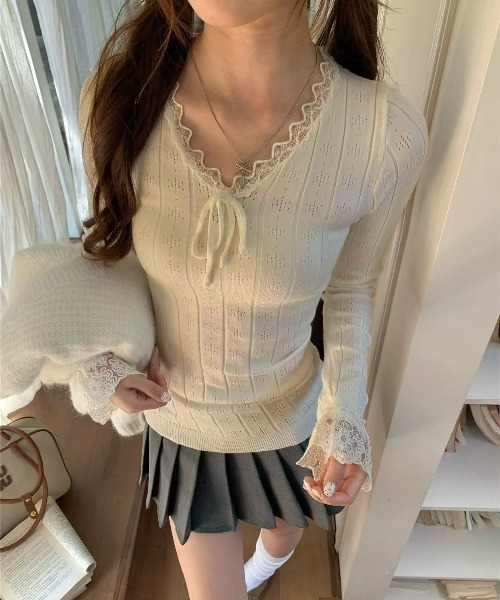 AsRiRe ニット セーター 25aw レース付き/vネックニットトップス