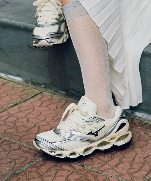 ADAM ET ROPE'（アダムエロペ） スニーカー 「MIZUNO(ミズノ)」WAVE