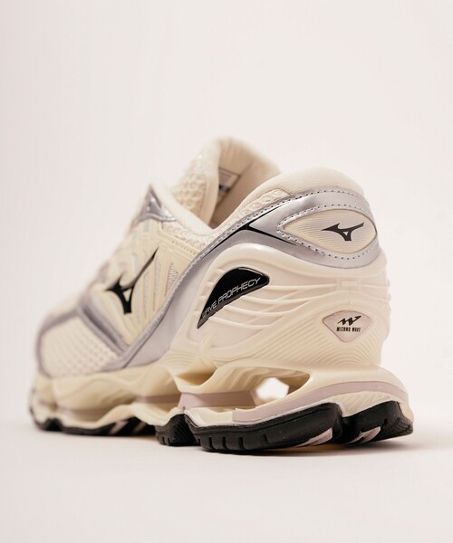 ADAM ET ROPE'（アダムエロペ） スニーカー 「MIZUNO(ミズノ)」WAVE