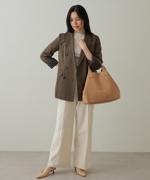 美品✨IACUCCI イアクッチ ハンドバッグ グレージュ シボ革 A4可能 IACUCCI（イアクッチ） ハンドバッグ FREE ライトグレー レディース