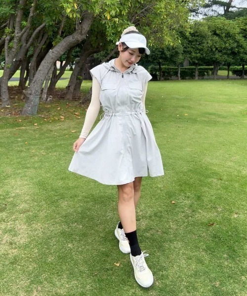 UNDOVE ゴルフ UNDOVEgolf「三枝こころコラボ」ナイロンワンピース