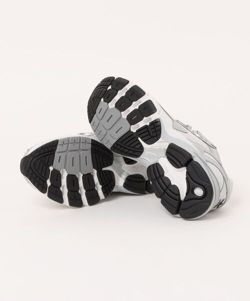 adidas（アディダス） スニーカー adidas ASTIR W アスターW GZ3569