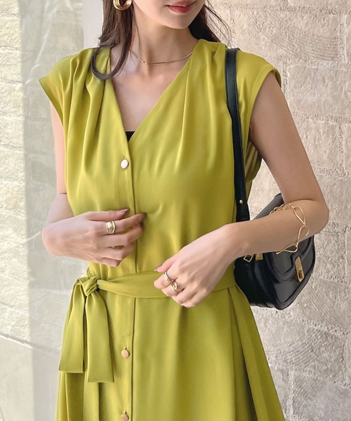 【極美品】ネストローブ　リネンショルダータックワンピース　ロング丈　2024SS 極美品】ネストローブ リネンショルダータックワンピース ロング