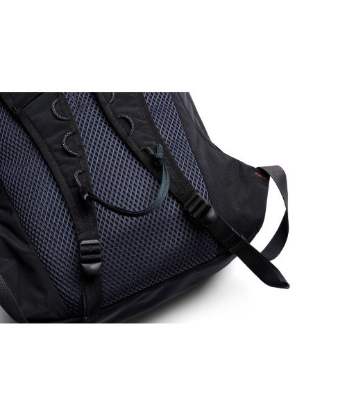 デイバック リュック Bellroy/バックパック/リュックサック Lite Daypack 20L ブラック/アッシュグレー/レンガ | entre square | 03