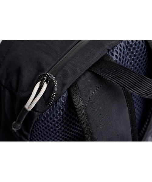 デイバック リュック Bellroy/バックパック/リュックサック Lite Daypack 20L ブラック/アッシュグレー/レンガ | entre square | 06