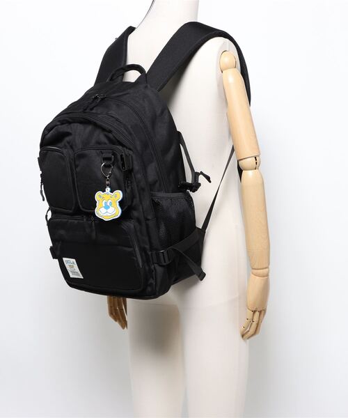UCLA デイバッグ　リュック　ビンテージ　80's 90's UCLA デイバッグ リュック ビンテージ 80's 90's - メルカリ