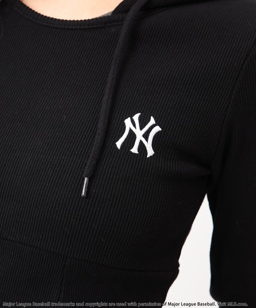 BACK TO THE FIELD ワンピース 「MLB」刺繍ロゴタイトリブ