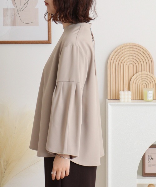 エグランティーヌ EGLANTINE チューリップ袖 ダンボールプルオーバー バックジッパー 7分袖トップス （サンドベージュ） EGLANTINE tシャツ チューリップ袖 ダンボールプルオーバー