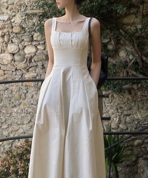 YUGA ワンピース YUGA_YGMC Square neck resort dress : ZOZOTOWN