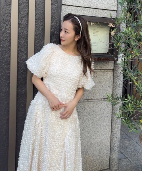 ROSY LUCE（ロージールーチェ） ワンピース ボリュームバックオープン