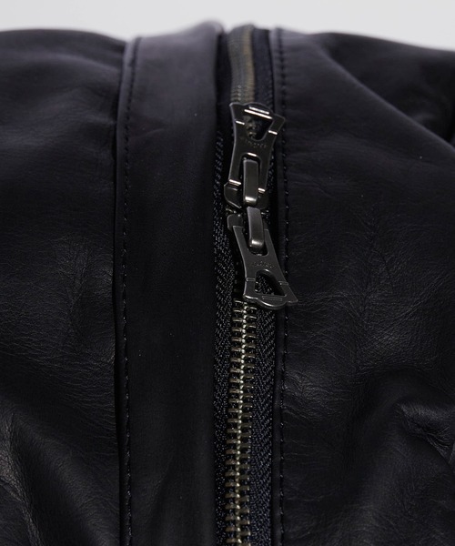 極美品　MR.OLIVE 　レザー　バックパック（リュック）　黒  定価：29700円 MR.OLIVE（ミスターオリーブ） デイバック リュック メンズ レディース