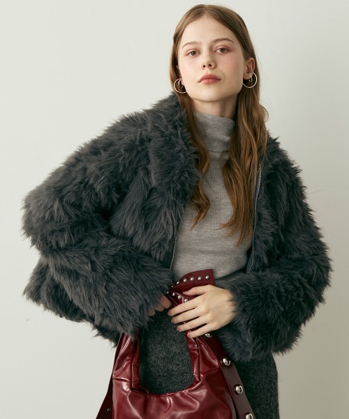 Clum コート アウター クロップド丈フェイクファージャケット