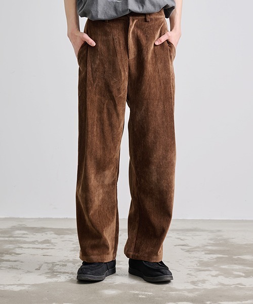 Revo. スラックス シェニール織り 2タック ワイドストレート