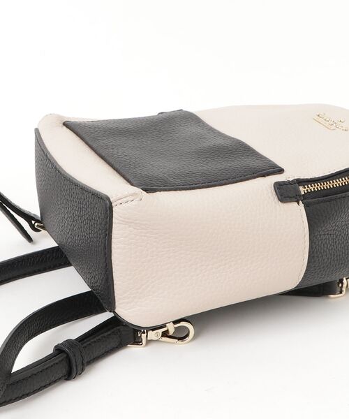 本日限定価格kate spade ベージュリュック 中型　新品未使用 kate spade NEW YORK（ケイト・スペード ニューヨーク） ワンポイント
