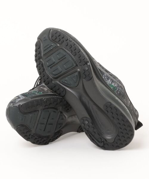 NIKE（ナイキ） スニーカー VOMERO 18 CM ズーム ボメロ 18 CM MIF4456