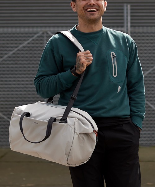 早割 リフト券 bellroy LITE ボストンバッグ ライトグレー バッグ