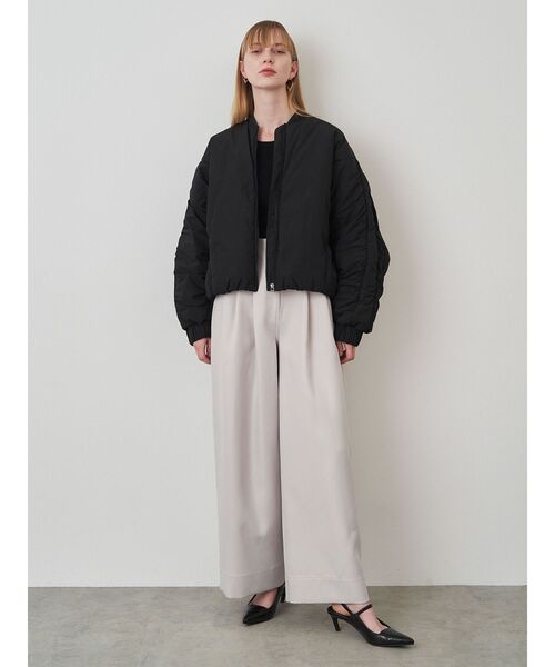 ✨美品✨エレンディーク　ブルゾン　羽織り　ベージュ　ギャザー　MA-1 ELENDEEK（エレンディーク）の「ギャザースリーブMA-1ブルゾン