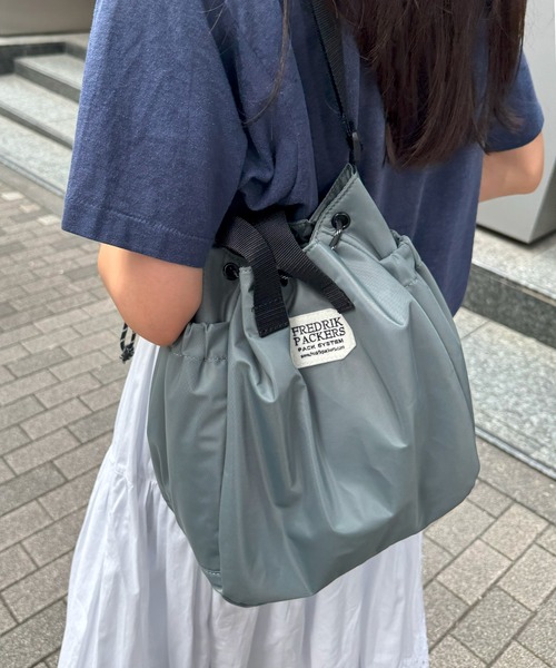 FREDRIK PACKERS（フレドリックパッカーズ） ショルダーバッグ バッグ