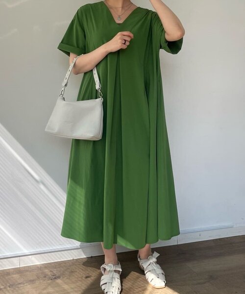 美品 イアパピヨネ スミスタイル ポロシャツワンピース カーキ ear PAPILLONNER（イアパピヨネ）の「【SUM1 STYLE（スミ
