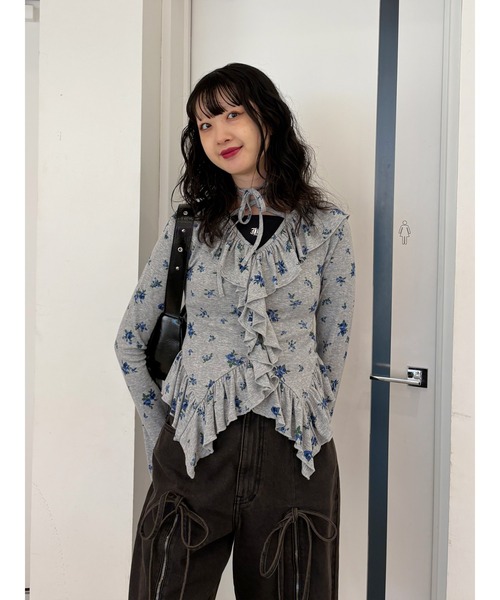 jouetie（ジュエティ） tシャツ ラッフルフリルトップス 花柄
