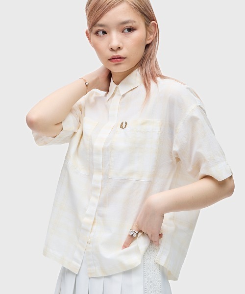 「FRED PERRY」 半袖シャツ 10 ホワイト レディース