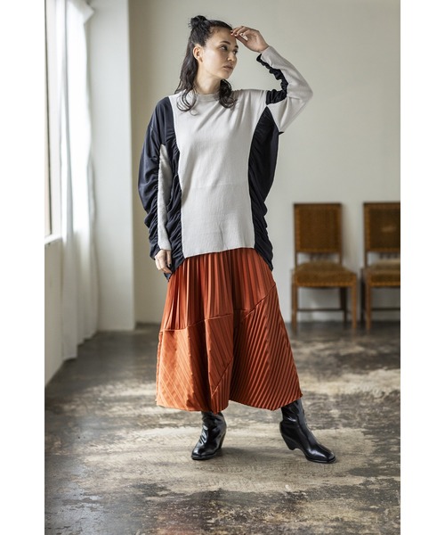 OSMOSIS（オズモーシス） 「loaf」プリーツスカート ONE SIZE カーキ