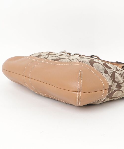 美品☆COACHコーチ ショルダーバッグ ベージュ レザー 大きめサイズ. COACH（コーチ） ショルダーバッグ - ベージュ レディース : ZOZOTOWN