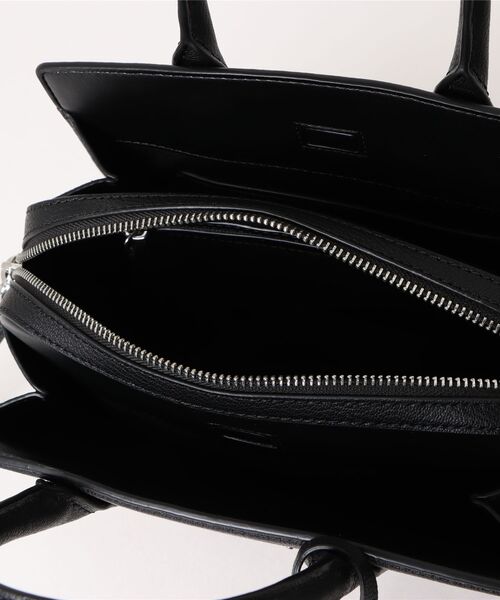 MICHAEL KORS（マイケルコース） ハンドバッグ LAILA スタッドレザー